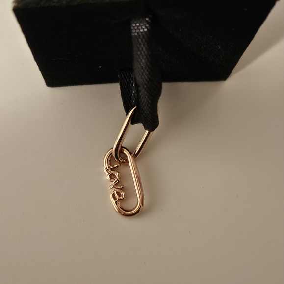 Pandora rose gold charm - Picture 2 of 3